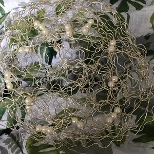 Oasis Floral Products / Lomey 8 in Wire Collar Gold Wire with Faux Pearls